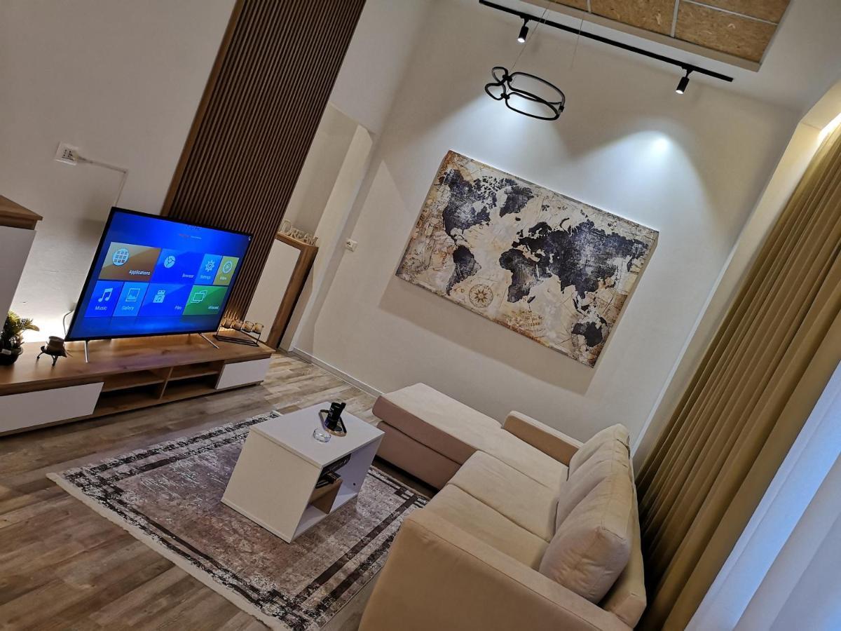 New Modern Apartment In The Center Of Tirana Exterior foto