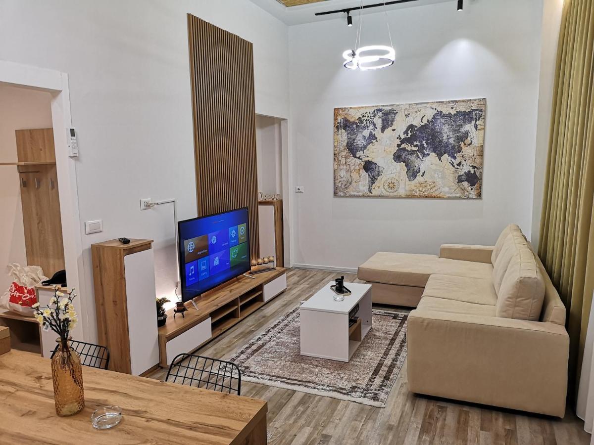New Modern Apartment In The Center Of Tirana Exterior foto