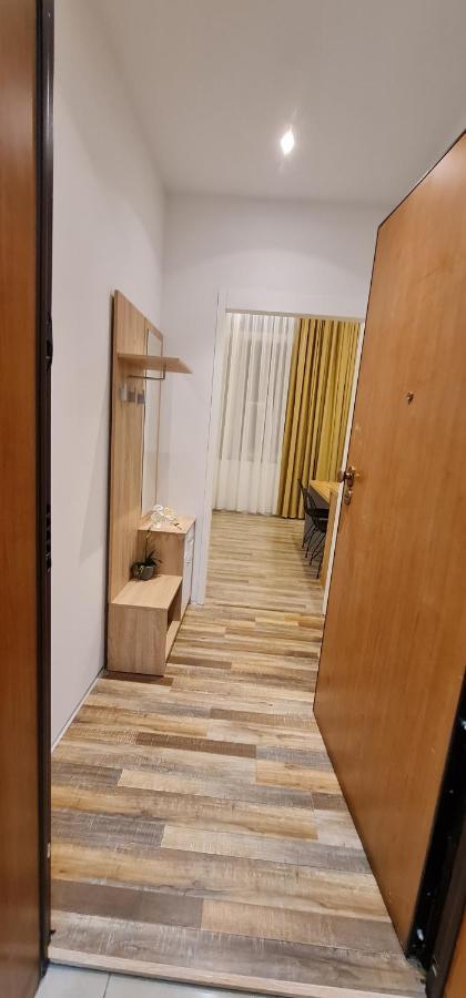 New Modern Apartment In The Center Of Tirana Exterior foto