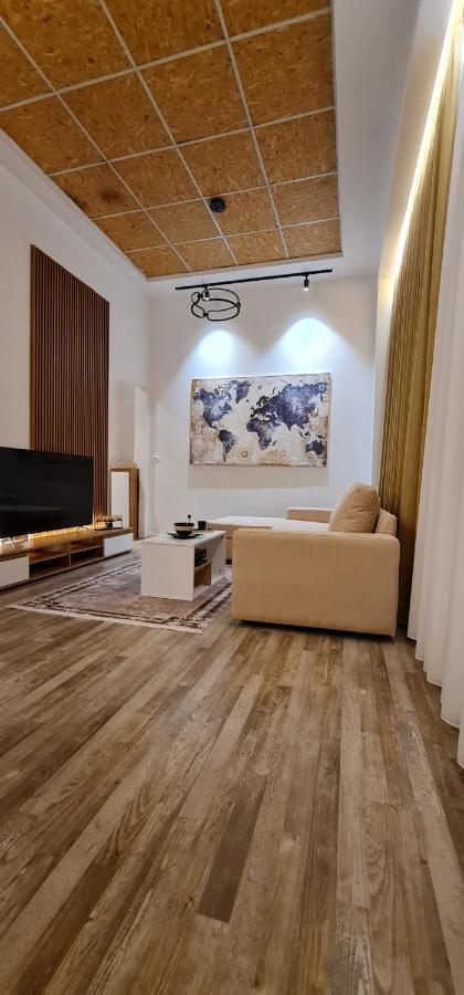 New Modern Apartment In The Center Of Tirana Exterior foto