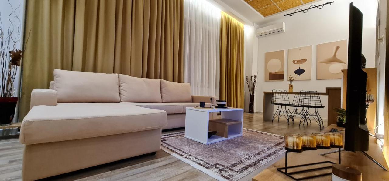 New Modern Apartment In The Center Of Tirana Exterior foto